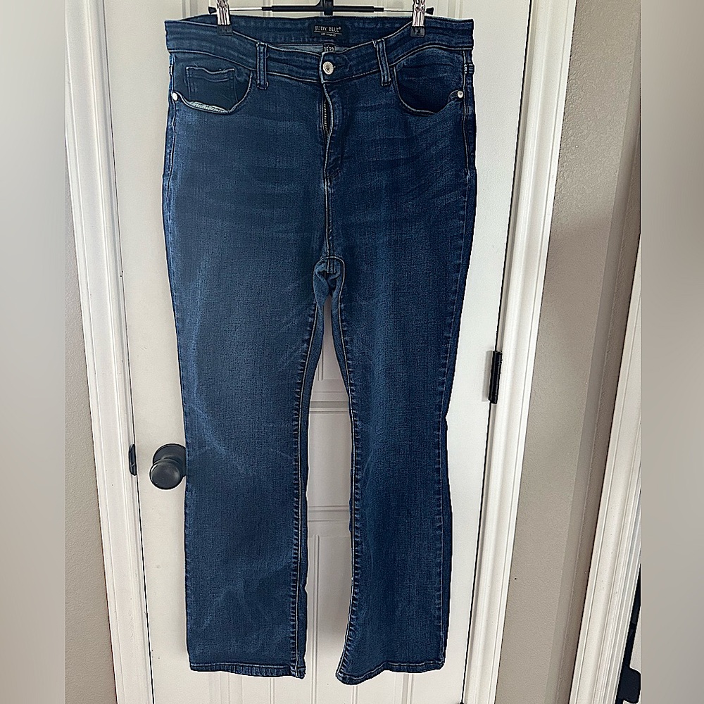 Judy Blue Mid-Rise Bootcut Dark Jeans size 15/32